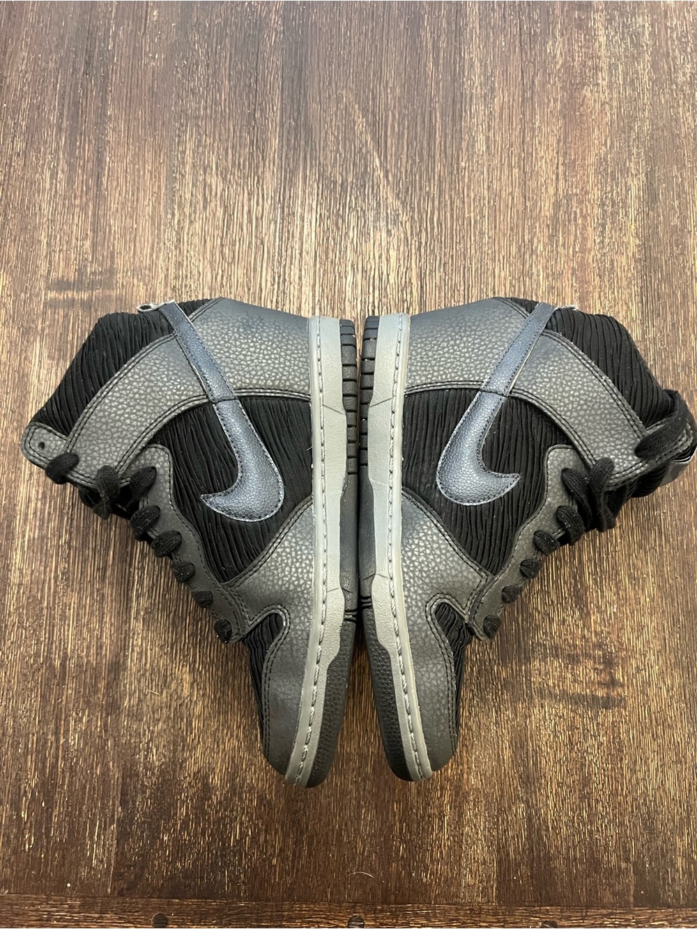 Nike Dunk Sky High Black Metallic Hematite Women's Size 6 - Picture 3 of 6